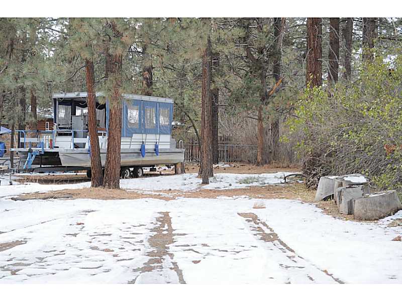 Vacant Land - 953 Peter Ave - Big Bear City - 5,663 Square Feet